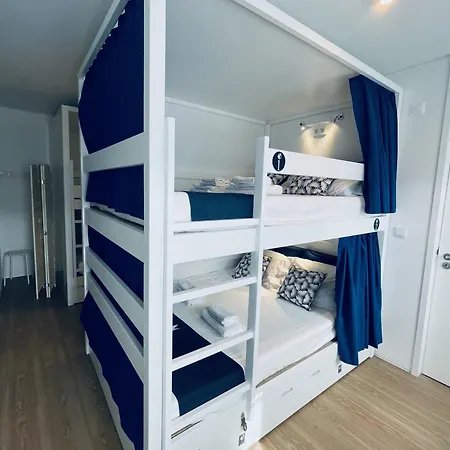 Partenope Hostel And Suites Angra do Heroísmo Extérieur photo